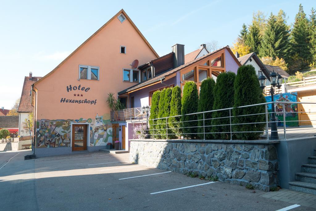 Wellnesshotel & Restaurant Hexenschopf Loeffingen Exterior photo